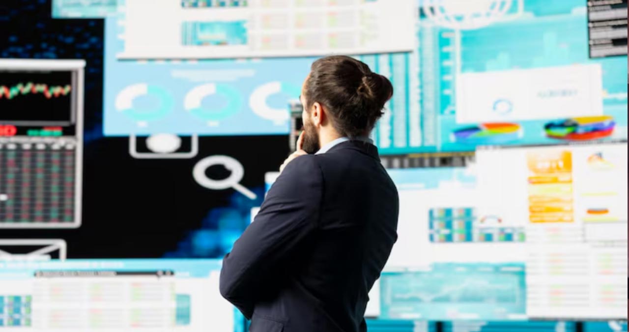 Cloud-Based vs. On-Premise CRM Software – Which Is Best for UAE Companies?