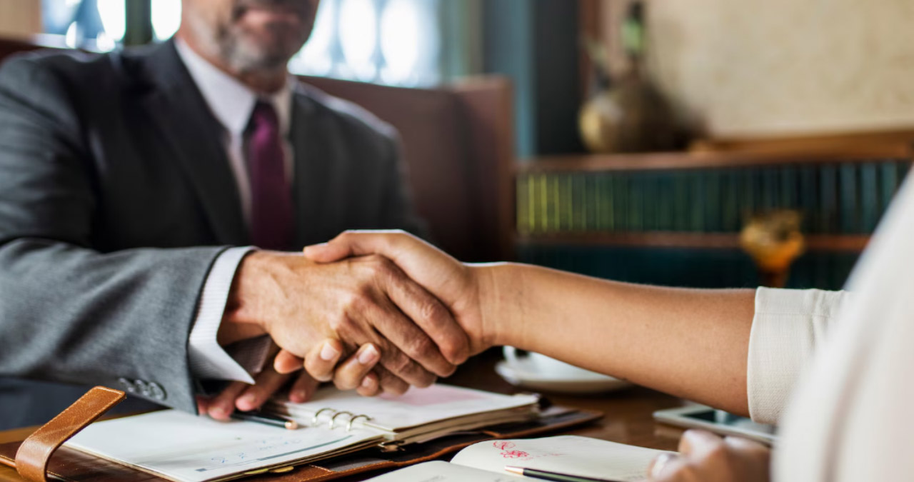 Legal CRM Software in Dubai – Case Tracking for Law Firms