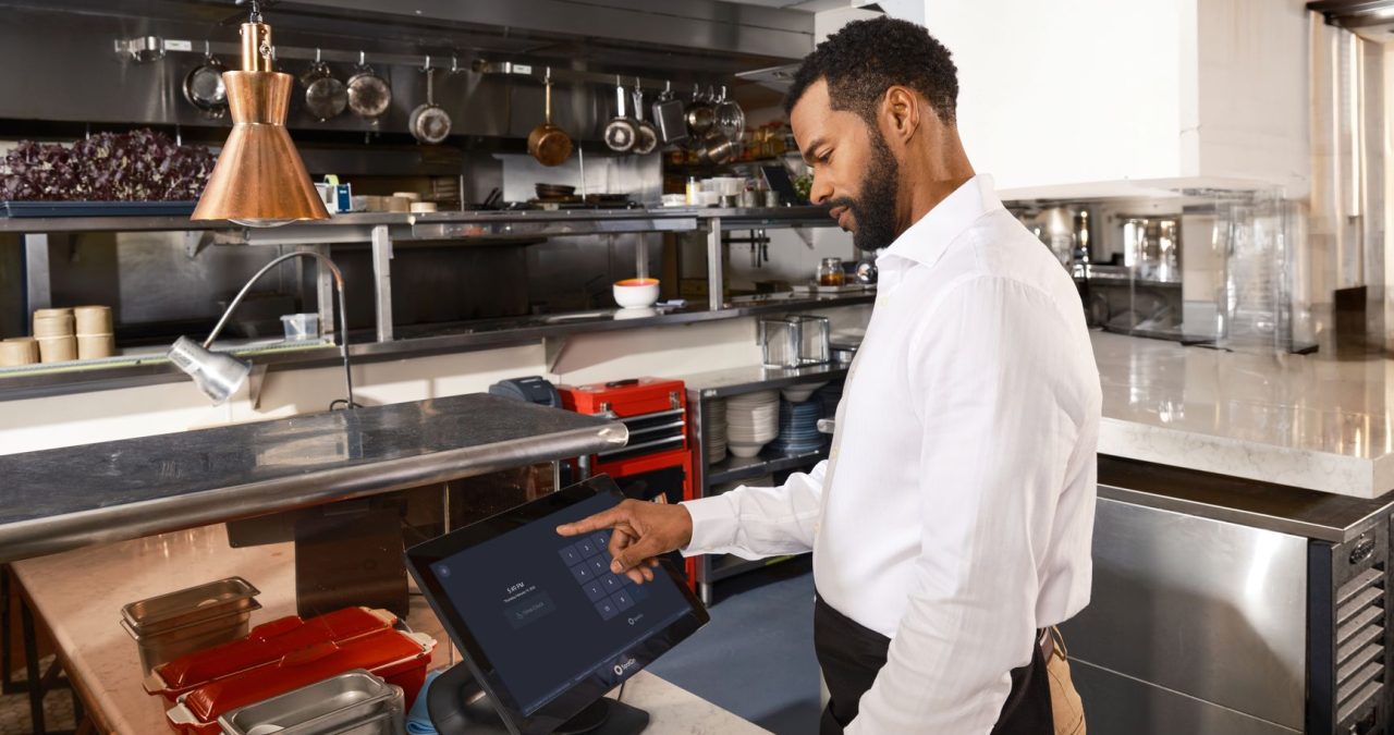 PMS vs CRM: Key Differences for UAE Hospitality Businesses