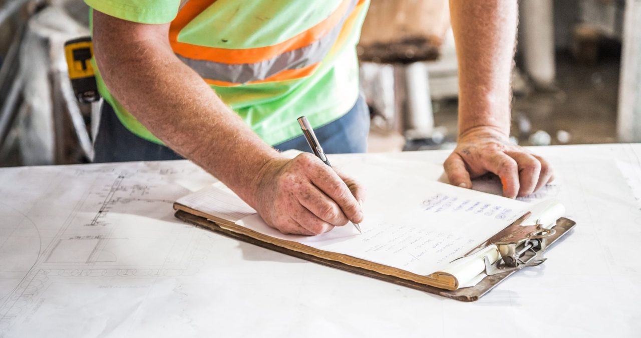 Manage Projects & Employees in a Construction CRM | Zarina