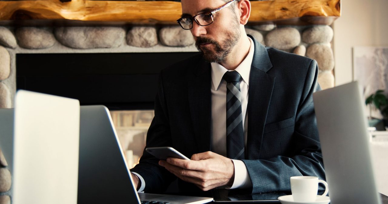 Manage Remote Sales Teams with On-Premise CRM ROI