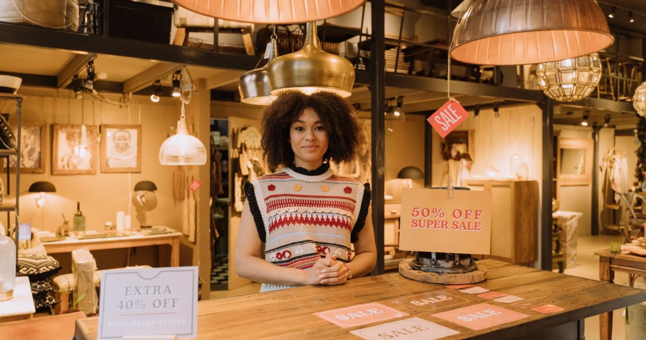 How to Personalize Outreach at Scale With a CRM in the UAE